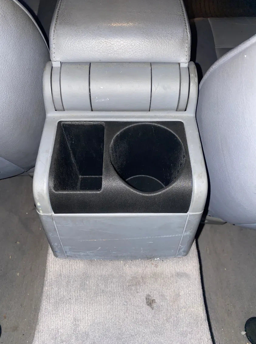 bmw e46 suport de pahare pentru spate (1)