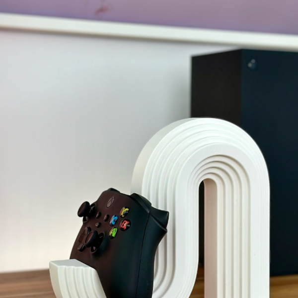 Suport manetă gaming pentru Xbox și PlayStation – Design modern