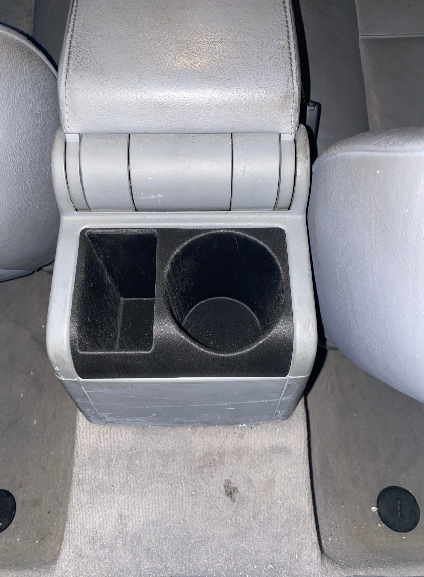 bmw e46 suport de pahare pentru spate (2) Suport de pahare spate - BMW E46