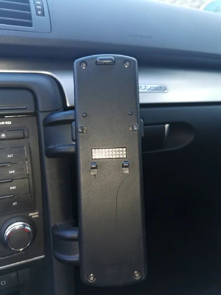 img_20240328_125824 Suport Telefon Audi A4 B7 – adaptor pentru suportul original