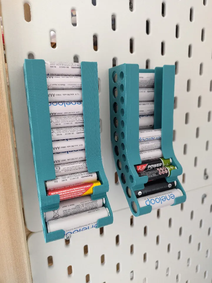 img_20240628_100348 Dispenser baterii AA și AAA